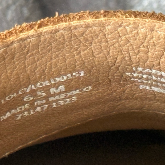 Steve Madden Lolo Penny Loafers Tan Camel Suede size 6.5 - Picture 9 of 10